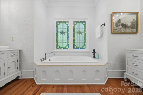 $1,525,000 | 2418 La Maison Drive, Charlotte, NC 28226