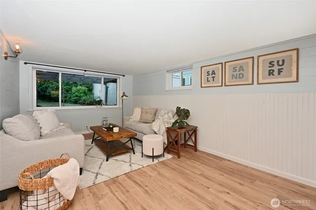 $815,000 | 10332 Ashworth Avenue North, Seattle, WA 98133