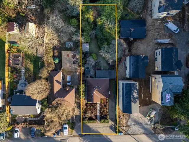 $815,000 | 10332 Ashworth Avenue North, Seattle, WA 98133