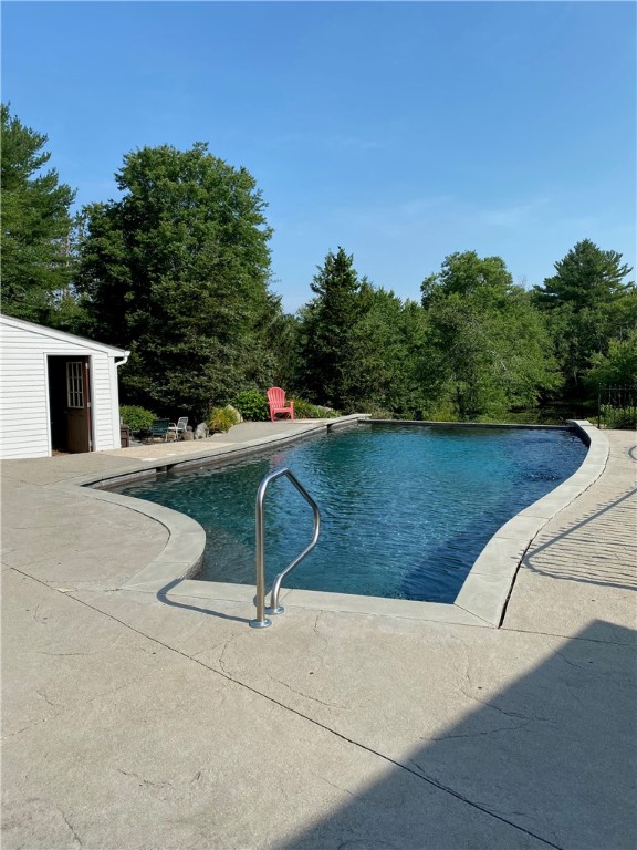 41 Johnson Road Foster, RI 02825 - Photo 5 of 49 Take a refreshing swim in your infinity pool