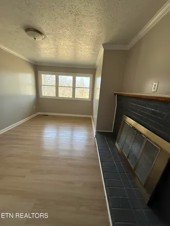 $589,000 | 4744 West Beaver Creek Drive, Powell, TN 37849