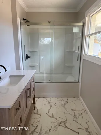 $589,000 | 4744 West Beaver Creek Drive, Powell, TN 37849