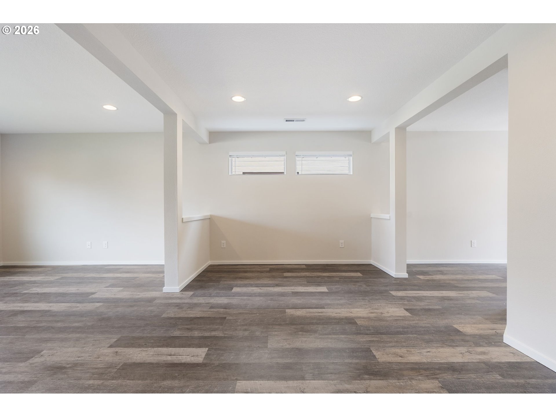 2017 South Meadowlark Dr. Loop Ridgefield, WA 98642 - Photo 12 of 47 Entrance/Foyer