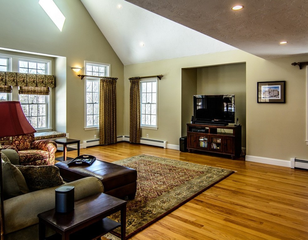 9 Olde Coach Road Westborough, MA 01581 - Photo 14 of 30 Gallery Image 14