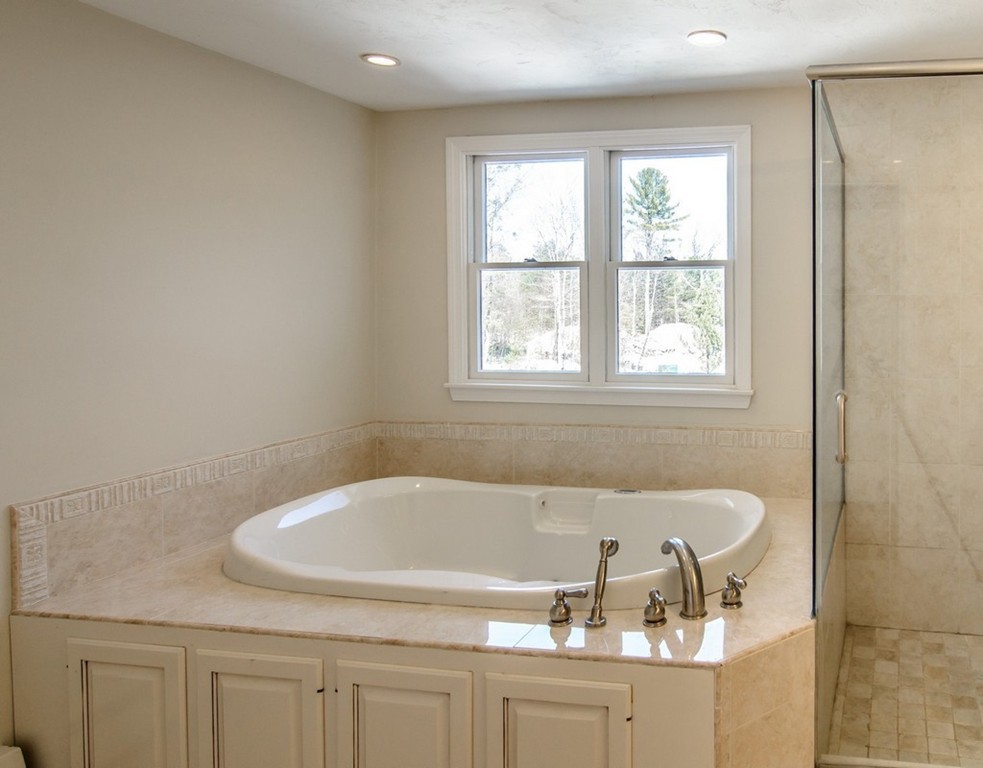 9 Olde Coach Road Westborough, MA 01581 - Photo 20 of 30 Gallery Image 20