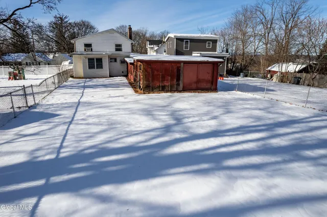 $289,900 | 6 Park Way, Castleton-on-Hudson, NY 12033