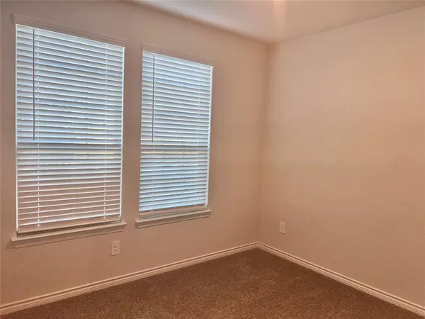 $2,300 | 10313 Rambling Brks Lane, Aubrey, TX 76227