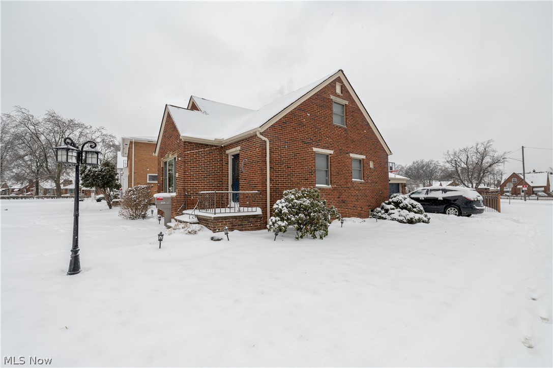 6520 Ridgewood Lakes Drive Parma, OH 44129 - Photo 33 of 34 Well build - impeccably maintained solid brick home on the corner lot