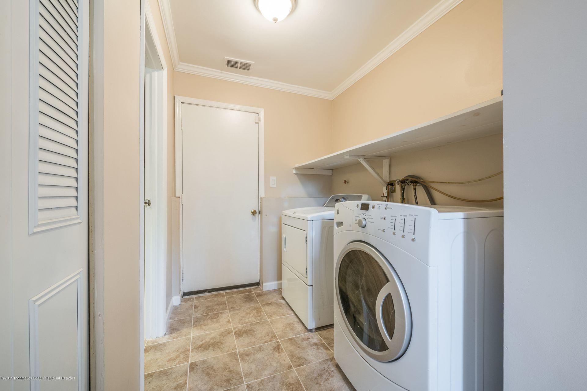 55 Middlesex Road Matawan, NJ 07747 - Photo 19 of 24 18