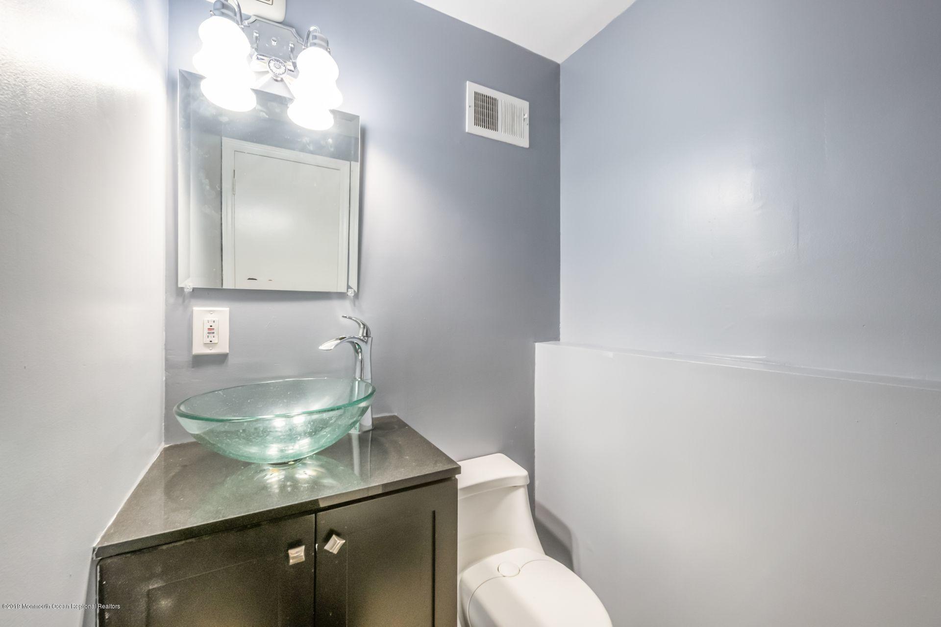55 Middlesex Road Matawan, NJ 07747 - Photo 20 of 24 19