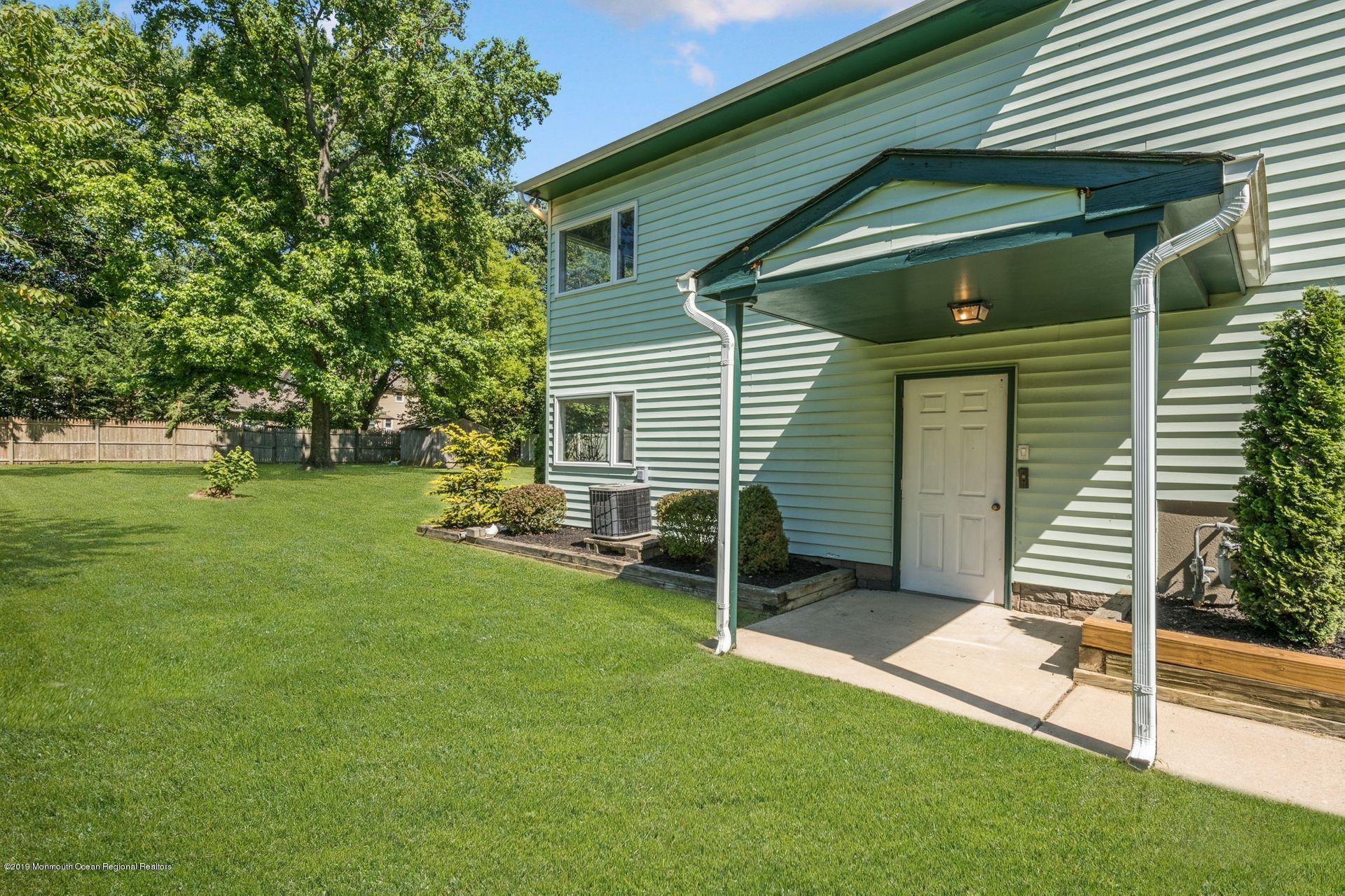 55 Middlesex Road Matawan, NJ 07747 - Photo 23 of 24 22