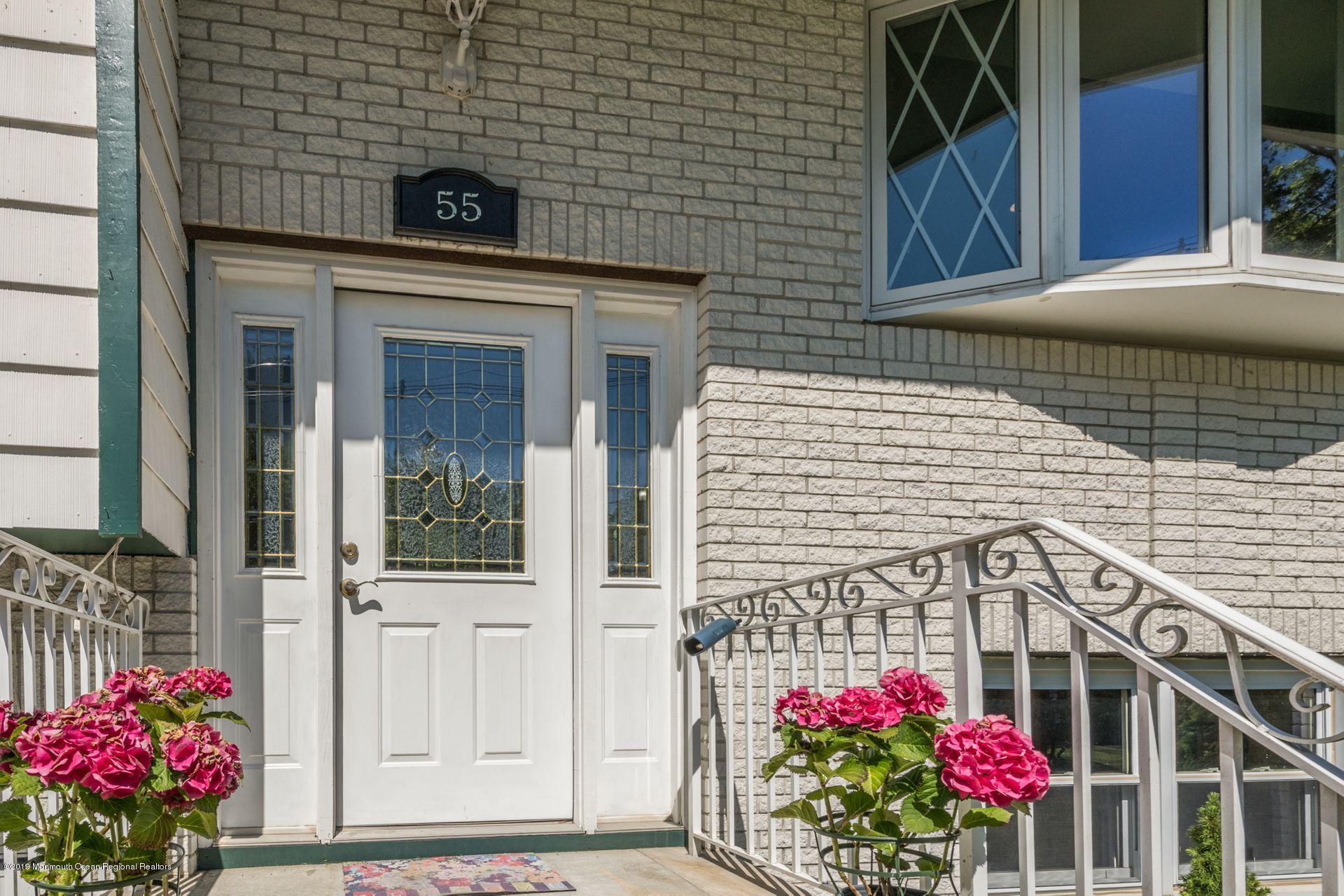 55 Middlesex Road Matawan, NJ 07747 - Photo 3 of 24 3