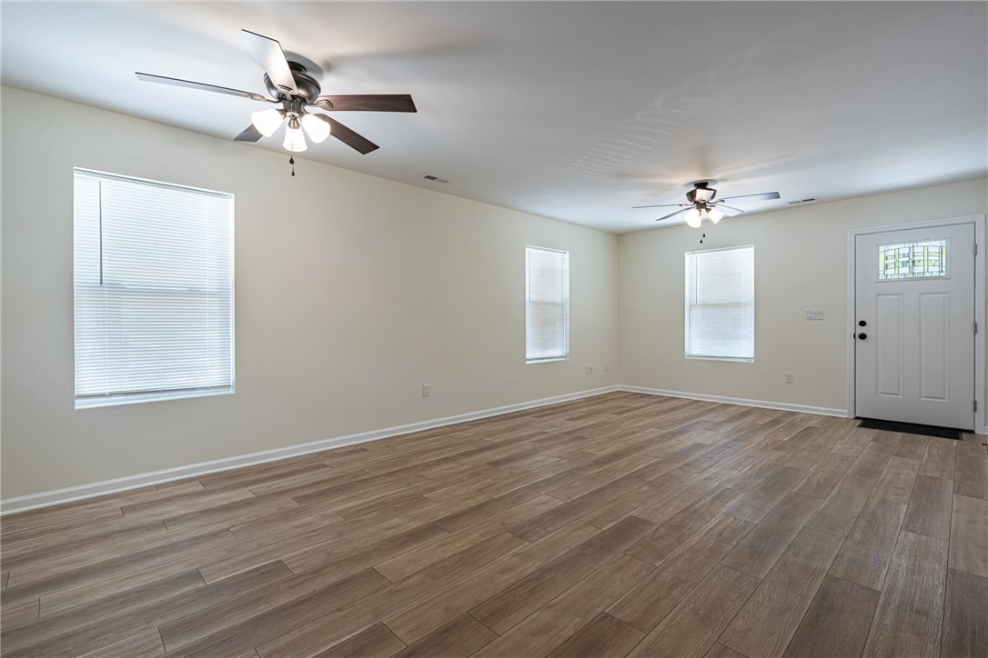 4087 Klepinger Road Dayton, OH 45416 - Photo 4 of 22 Gallery Image 4