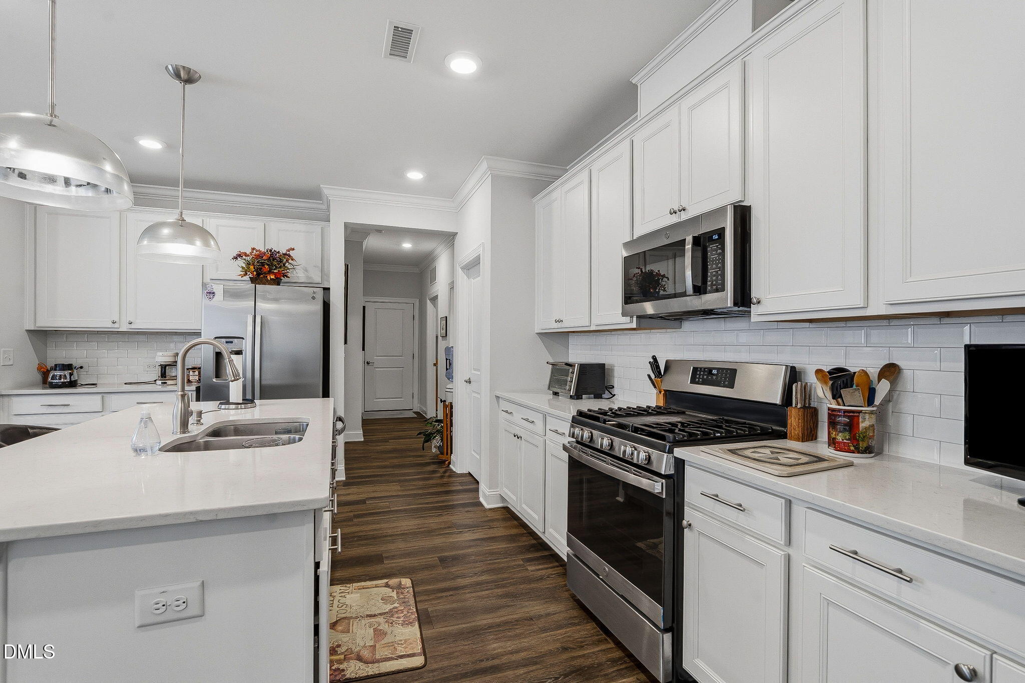 125 Cashmere Court Raleigh, NC 27610 - Photo 12 of 41 26-web-or-mls-DSC05213_with_tv