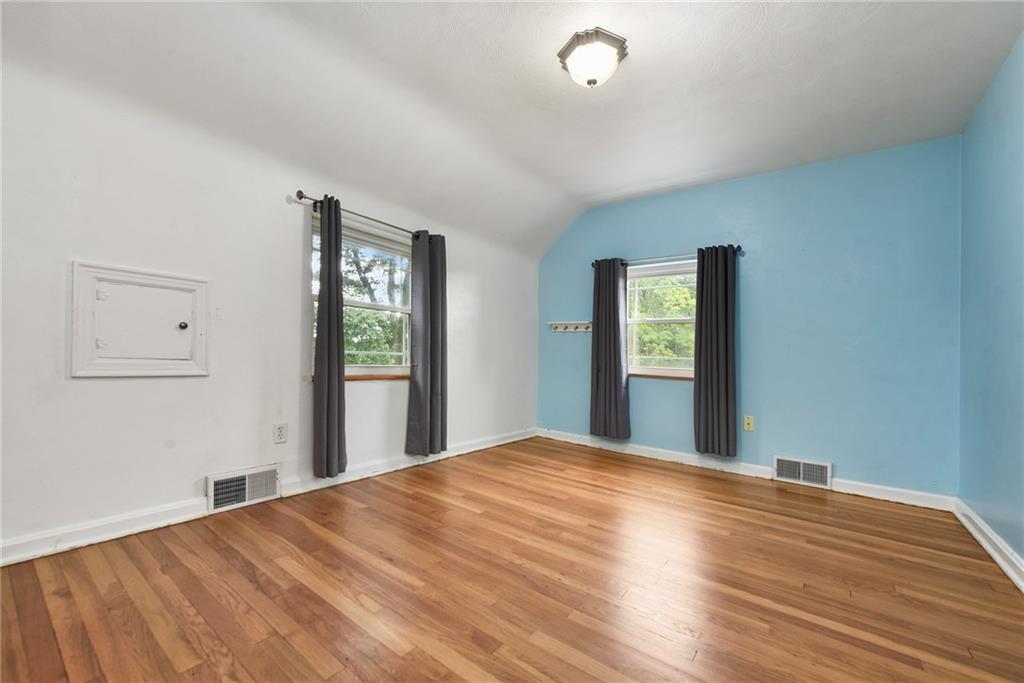 1161 Prospect Road Pittsburgh, PA 15227 - Photo 27 of 39 a view of a big room with windows and closet