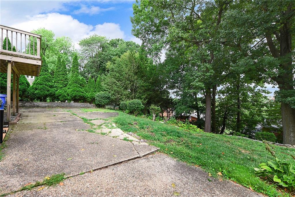 1161 Prospect Road Pittsburgh, PA 15227 - Photo 33 of 39 a view of backyard with green space