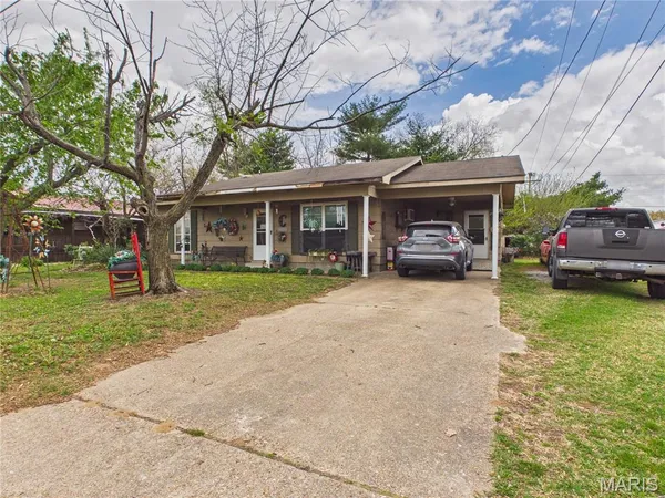 $89,900 | 501 Mulberry Street, Bernie, MO 63822