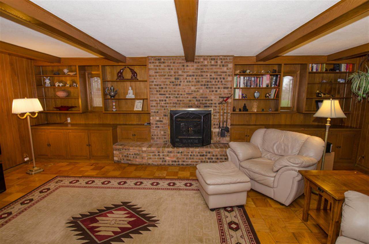 1629 Inwood Road South Bend, IN 46614 - Photo 8 of 30 Gallery Image 8