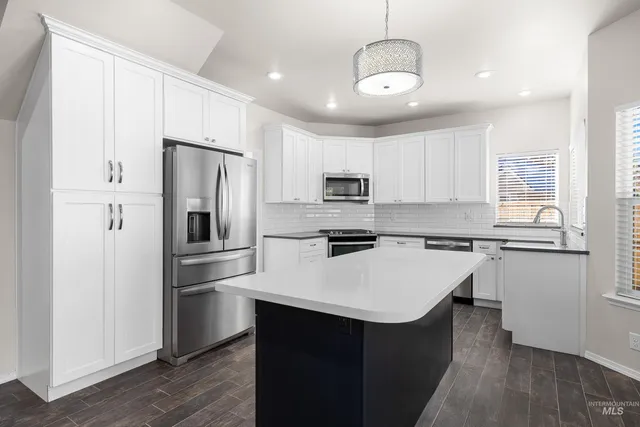 $685,000 | 13972 West Chatsworth Court, Boise, ID 83713