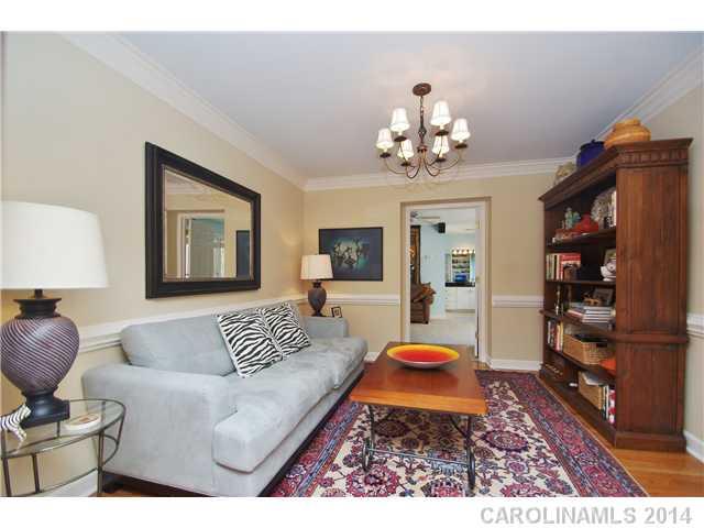 3417 Foxridge Road Charlotte, NC 28226 - Photo 4 of 16 Gallery Image 4
