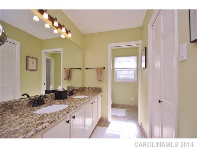 3417 Foxridge Road Charlotte, NC 28226 - Photo 10 of 16 Gallery Image 10