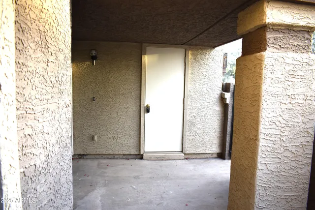 $250,000 | 1905 East University Drive, Unit 157, Tempe, AZ 85288