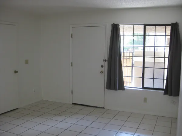 $240,000 | 1905 East University Drive, Unit 157, Tempe, AZ 85288