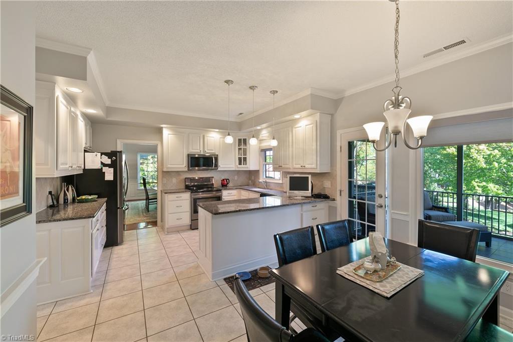 1291 Chester Road Winston-Salem, NC 27104 - Photo 9 of 40 Gallery Image 9