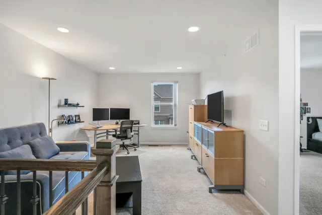 $529,900 | 415 Highcroft Way, Lincolnshire, IL 60069