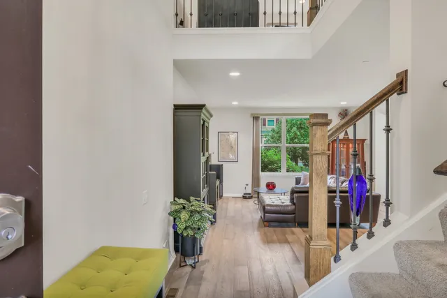 $529,900 | 415 Highcroft Way, Lincolnshire, IL 60069