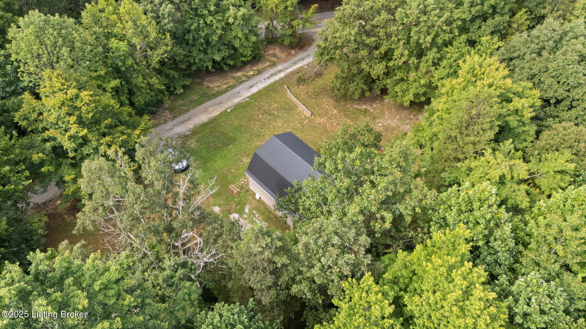 2241 Brooklyn Road Morgantown, KY 42261 - Photo 8 of 27 8-web-or-mls-DJI_20250728092245_0726_D
