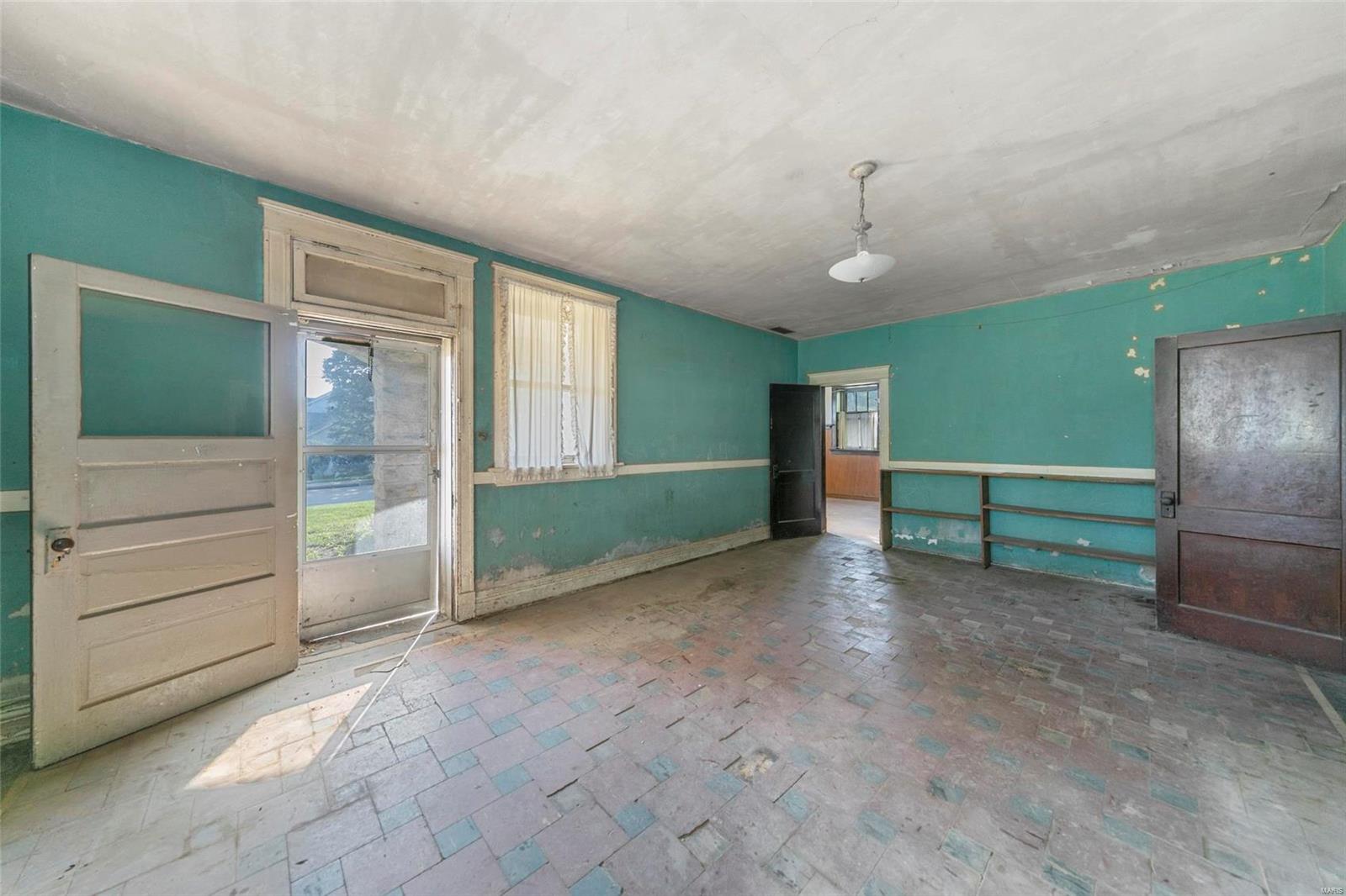 2450 Barrett Station Road Ballwin, MO 63021 - Photo 25 of 35