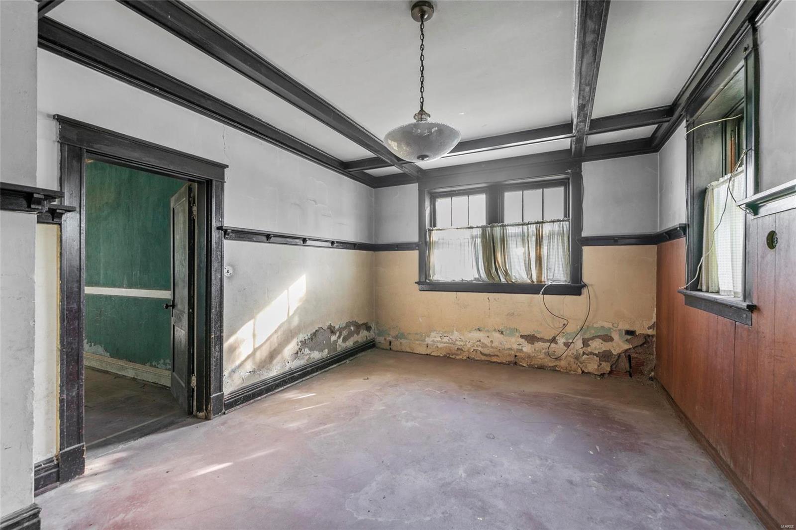 2450 Barrett Station Road Ballwin, MO 63021 - Photo 26 of 35