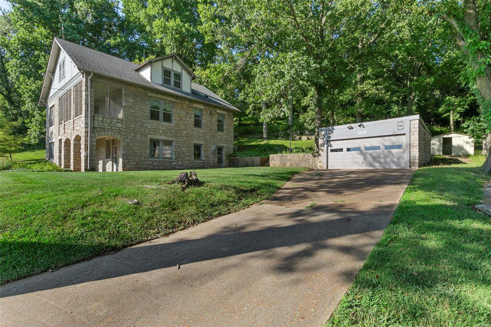 2450 Barrett Station Road Ballwin, MO 63021 - Photo 32 of 35