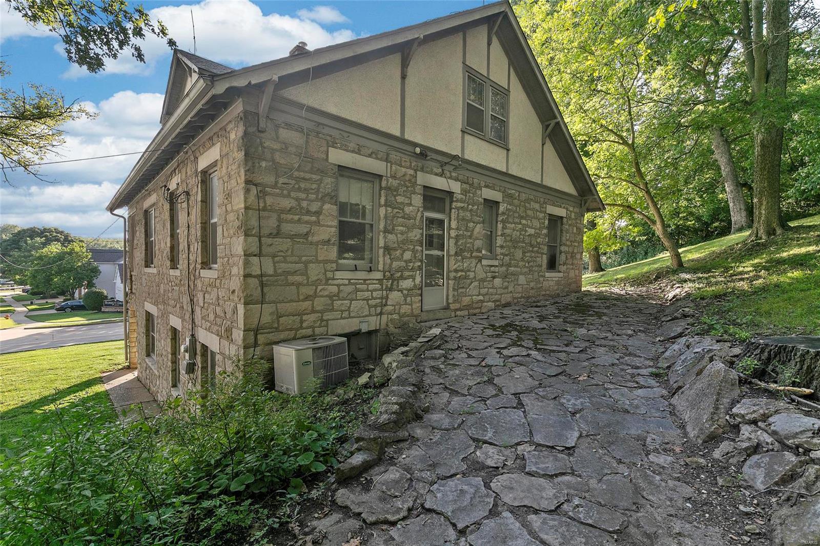 2450 Barrett Station Road Ballwin, MO 63021 - Photo 35 of 35