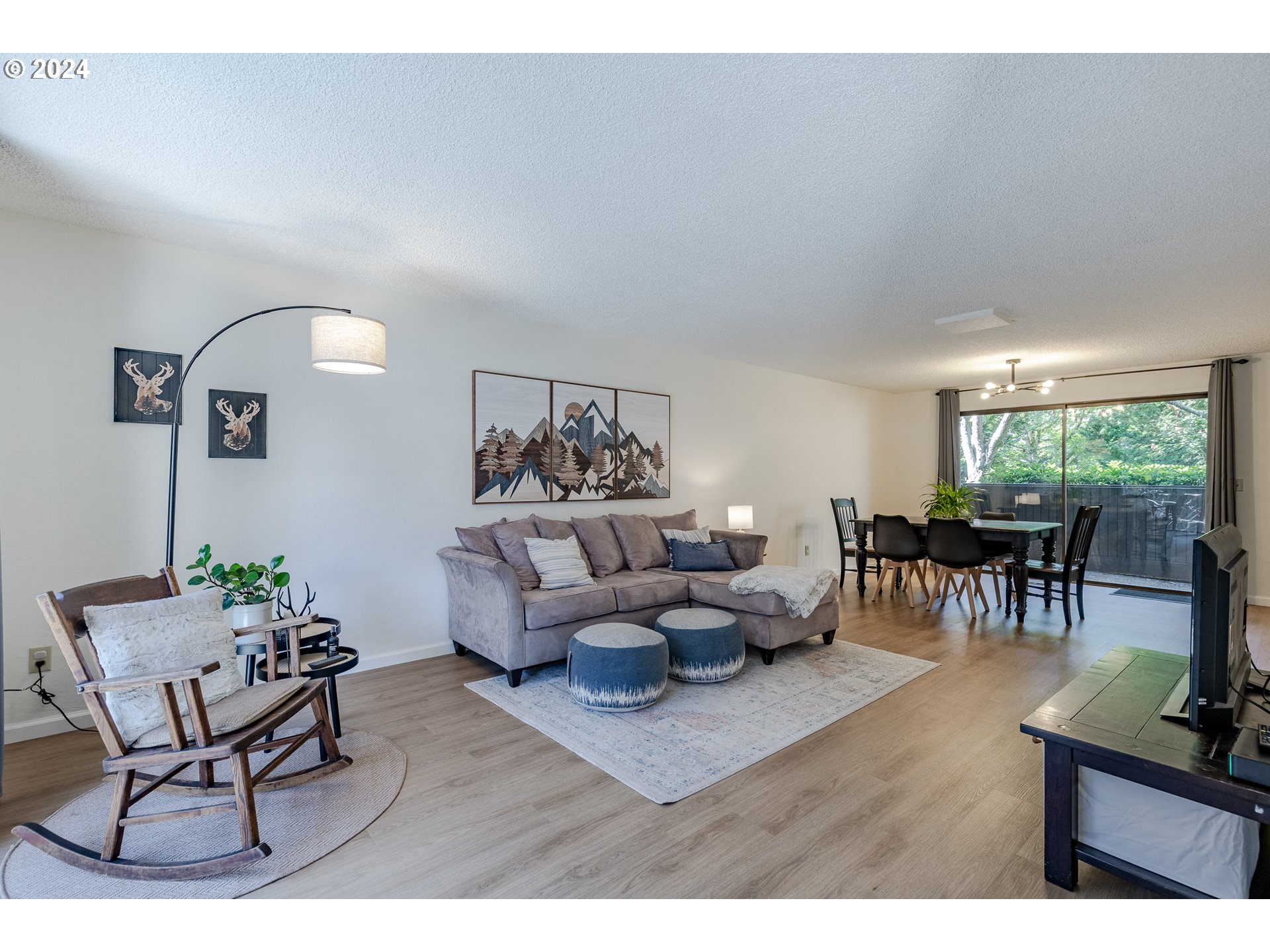 2299 Ridgeway Drive Eugene, OR 97401 - Photo 5 of 33 Gallery Image 5