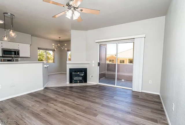 $1,395 | 1050 East Cactus Avenue, Unit 2075, Las Vegas, NV 89183