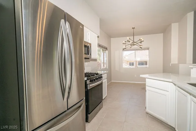 $1,500 | 1050 East Cactus Avenue, Unit 2075, Las Vegas, NV 89183