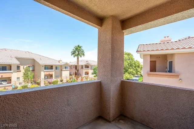 $1,500 | 1050 East Cactus Avenue, Unit 2075, Las Vegas, NV 89183