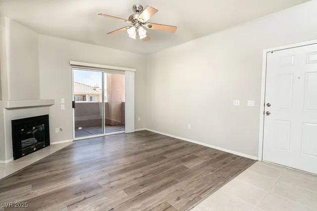 $1,500 | 1050 East Cactus Avenue, Unit 2075, Las Vegas, NV 89183