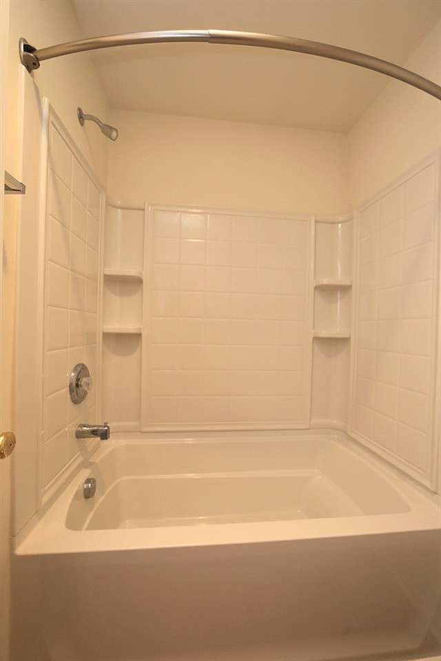 2923 Winding Waters Way Raleigh, NC 27614 - Photo 17 of 25 2nd Bathroom