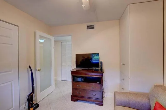 $185,000 | 7539 South Oriole Boulevard, Unit 103, Delray Beach, FL 33446