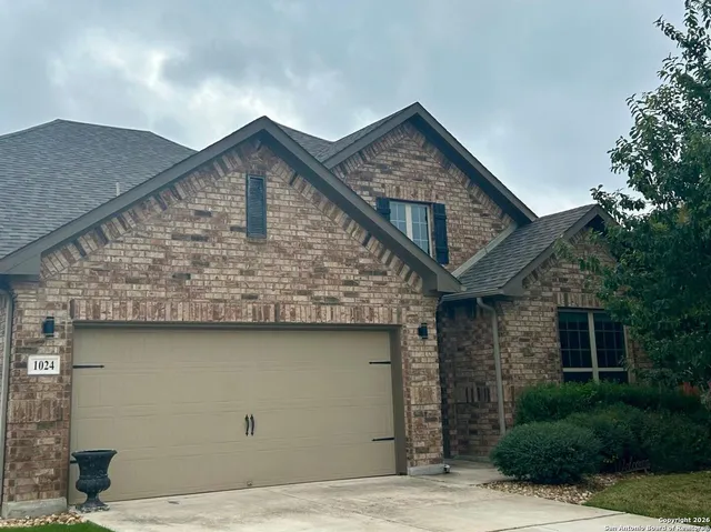$2,950 | 1024 Water Oak, Schertz, TX 78154