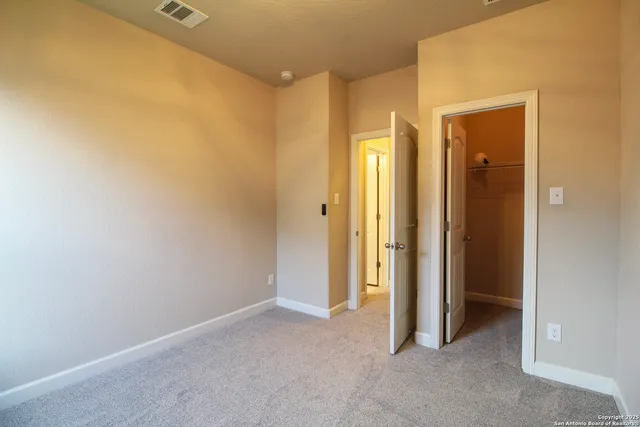 $3,300 | 1024 Water Oak, Schertz, TX 78154