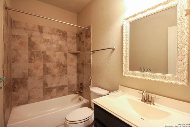 $3,300 | 1024 Water Oak, Schertz, TX 78154