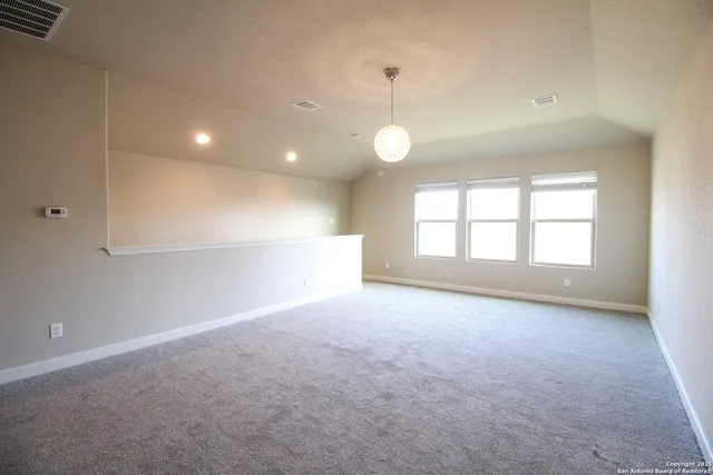 $3,300 | 1024 Water Oak, Schertz, TX 78154