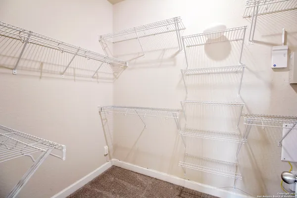 $2,950 | 1024 Water Oak, Schertz, TX 78154