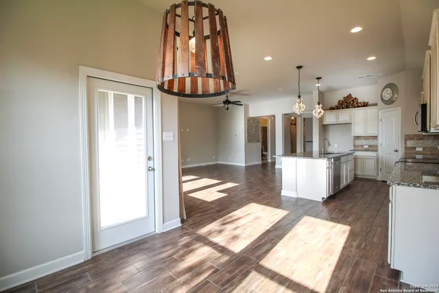 $3,300 | 1024 Water Oak, Schertz, TX 78154