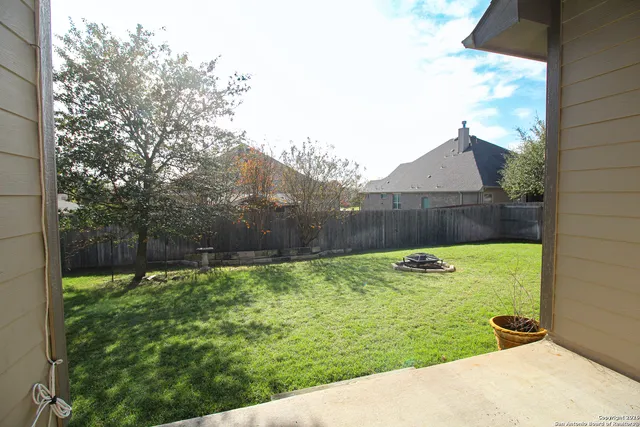 $2,950 | 1024 Water Oak, Schertz, TX 78154