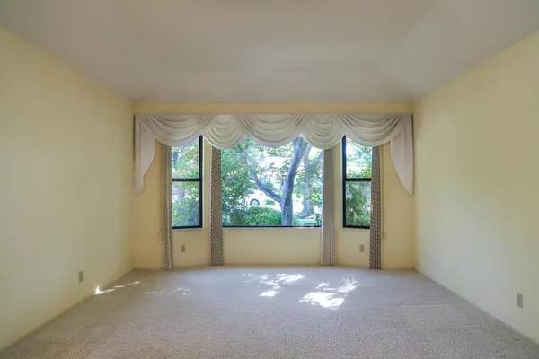 $624,500 | 7561 North Hayston Avenue, Fresno, CA 93720